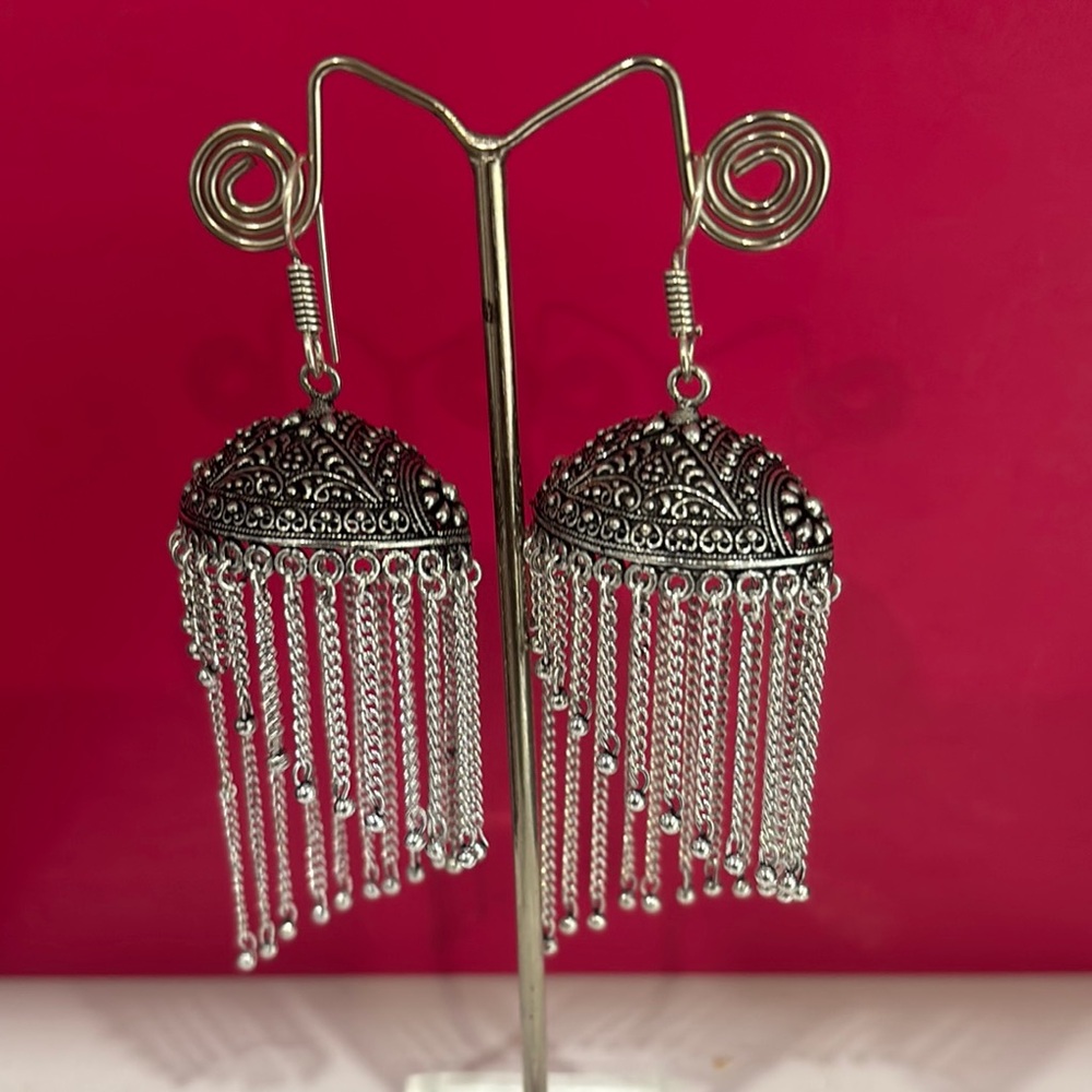 Elegant Silver Dangle Earrings